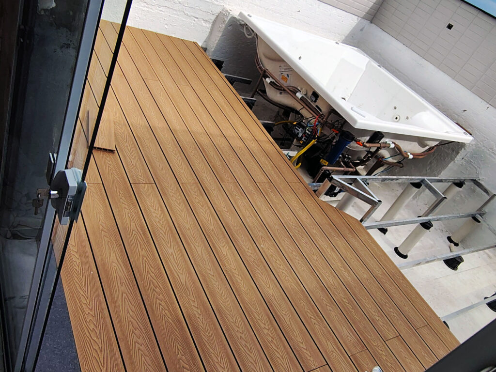 Deck Madeira Plástica Campo Largo